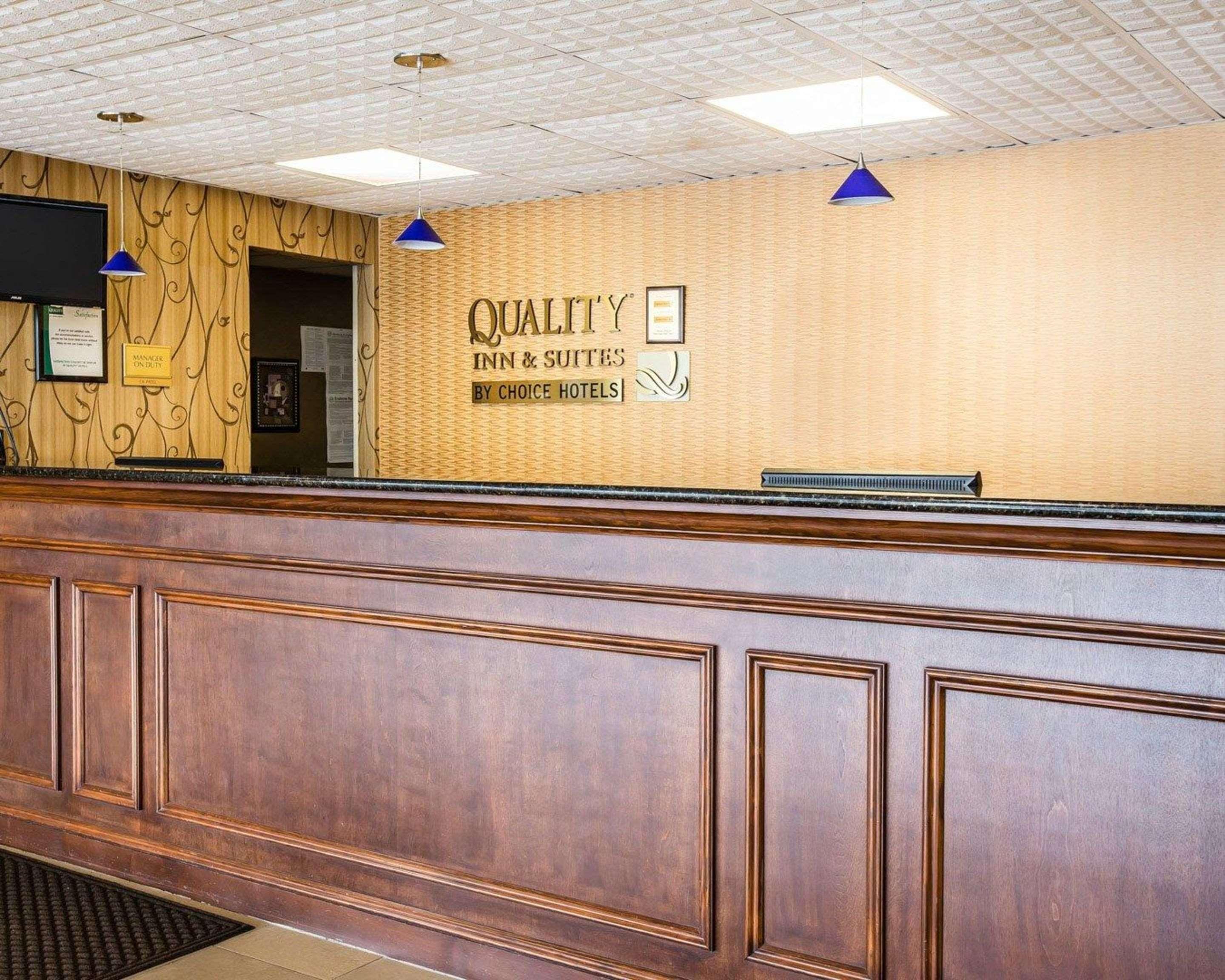 Quality Inn & Suites - Greensboro-High Point Exterior photo